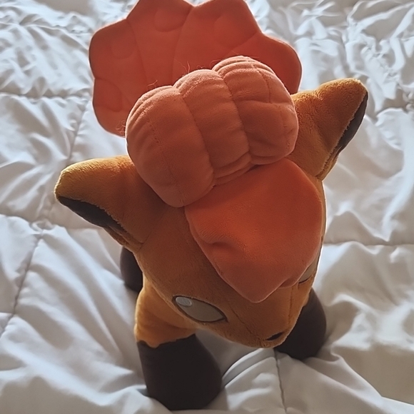 Pokémon Vulpix Plush Build a Bear - Picture 4 of 8